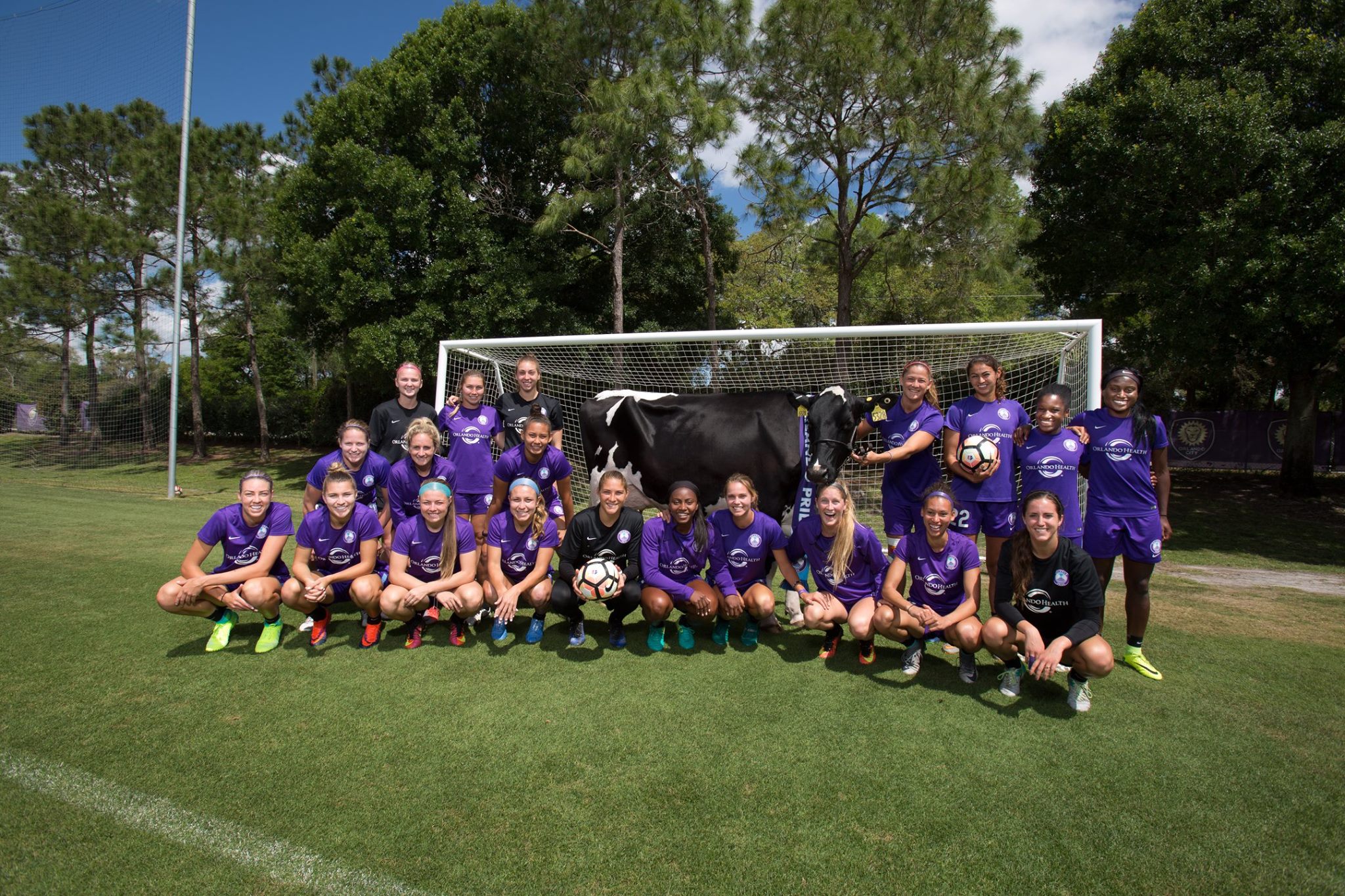 Florida Dairy Farmers Se Une a Orlando Pride