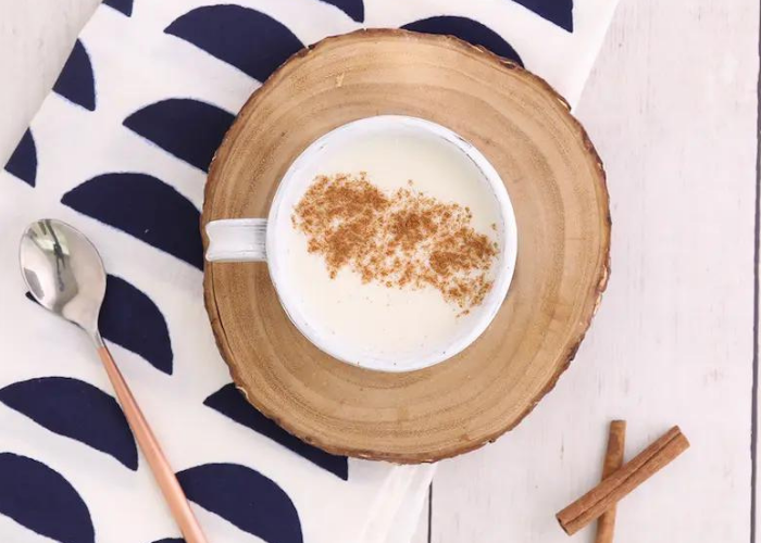 Leche de Luna de Cardamomo, Canela y Miel
