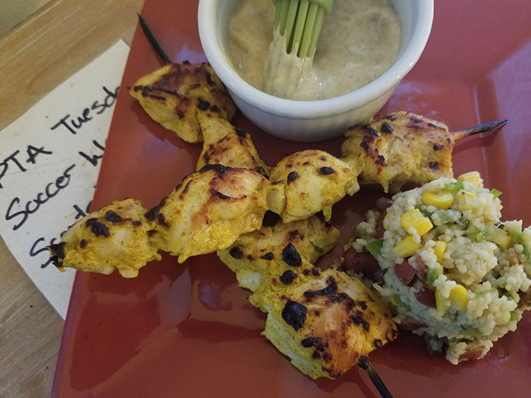 Kebabs de Pollo Marinado con Yogur