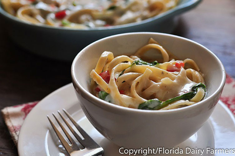 Fettucine Alfredo Bajo en Grasa