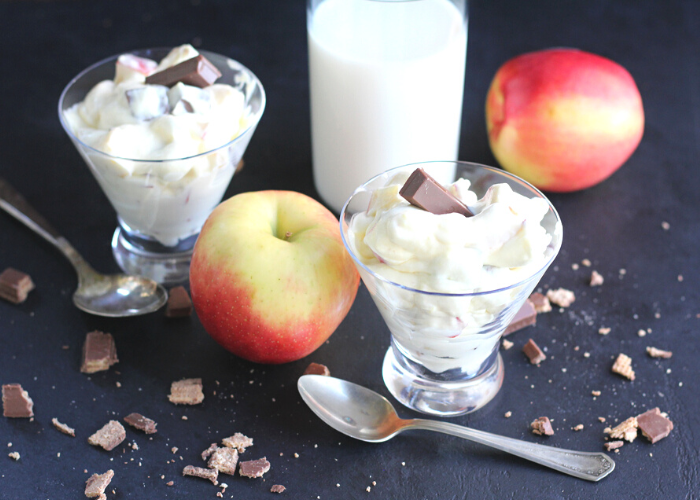 ENSALADA DE MANZANA CON CARAMELOS SOBRANTES DE HALLOWEEN