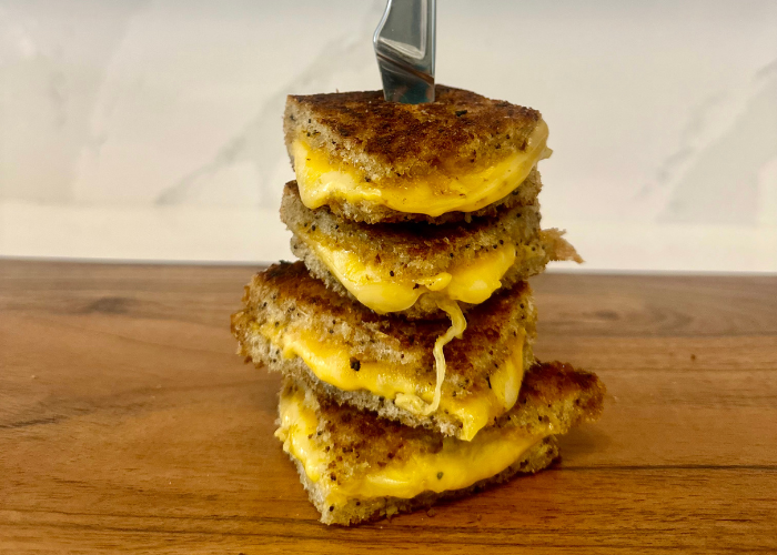 Queso Gourmet a la Parrilla con Tres Quesos