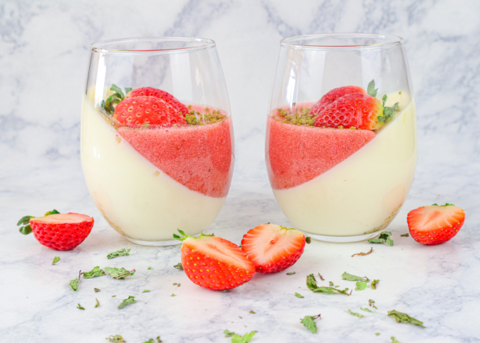 Panna Cotta de Vainilla con Gelee de Fresa