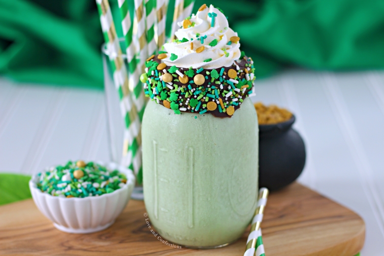 Malteada de Chispas de Chocolate Para el Día de San Patricio