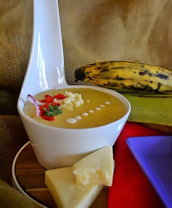 Sopa Cremosa de Plátanos y Havarti
